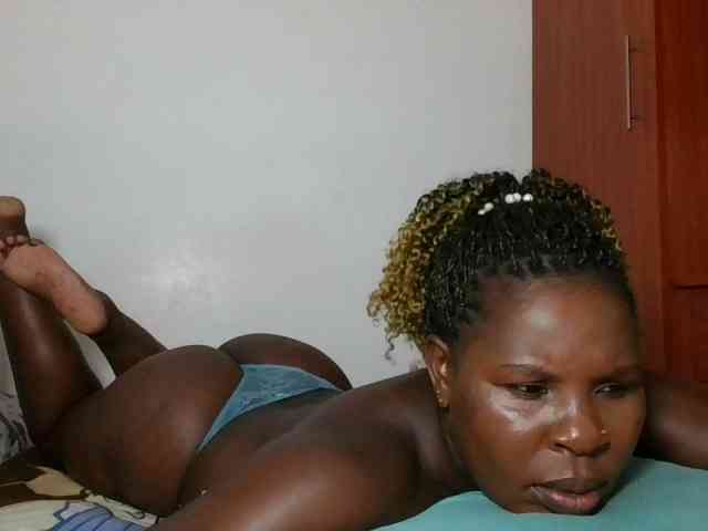 Queenmaya webcam