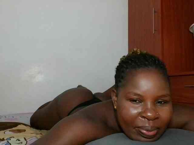 Queenmaya webcam