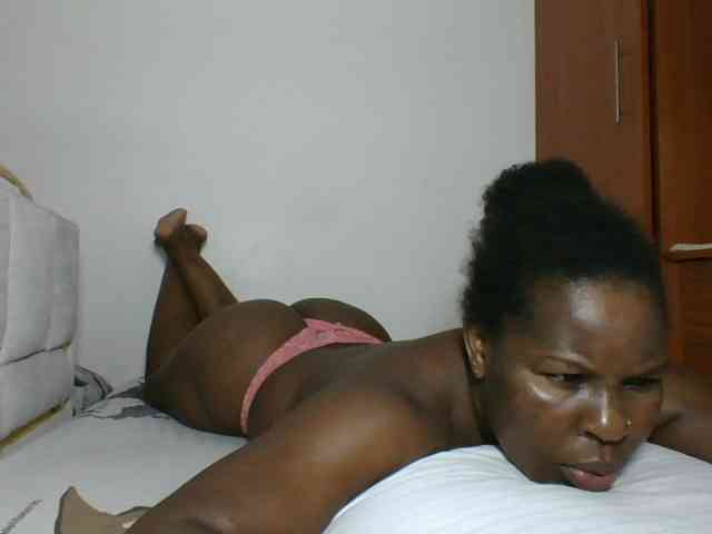 Queenmaya webcam