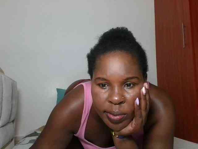 Queenmaya webcam