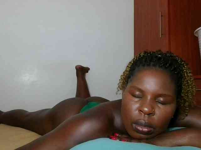 Queenmaya webcam