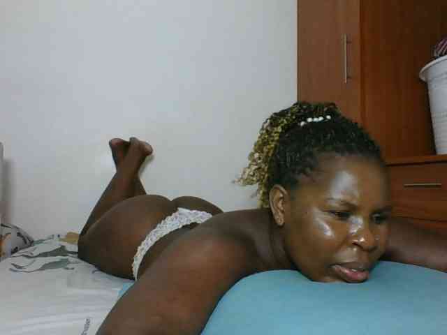 Queenmaya webcam