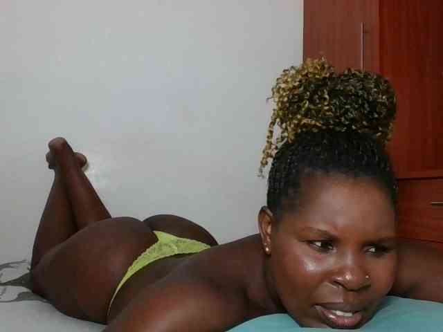 Queenmaya webcam