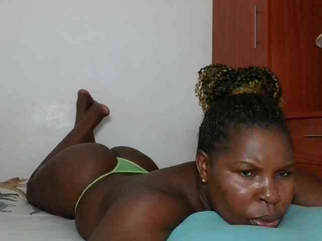 Queenmaya webcam