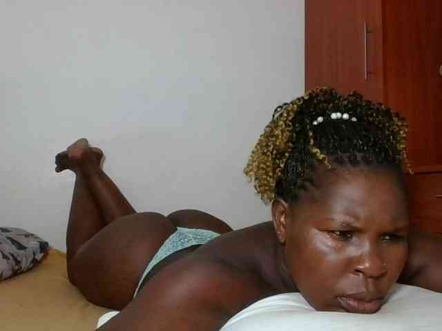 Queenmaya webcam