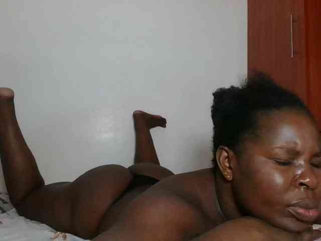 Queenmaya webcam
