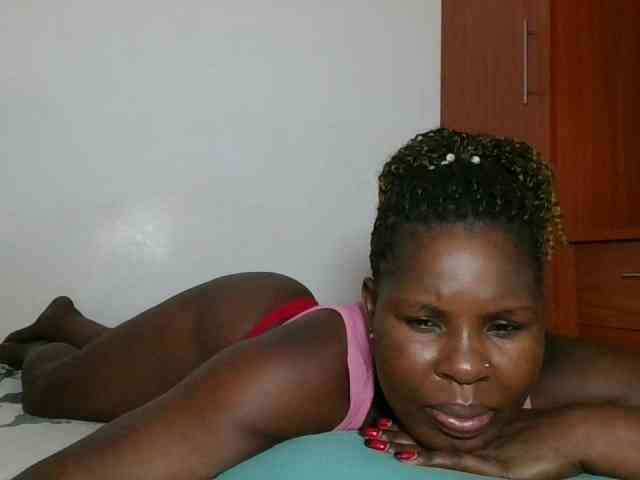 Queenmaya webcam