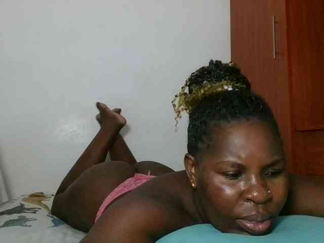 Queenmaya webcam
