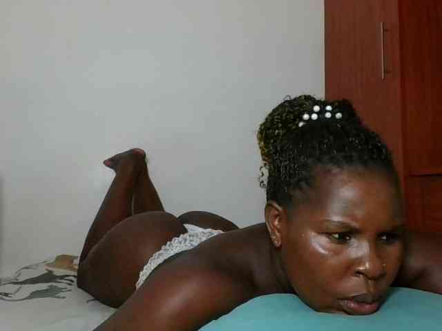 Queenmaya webcam