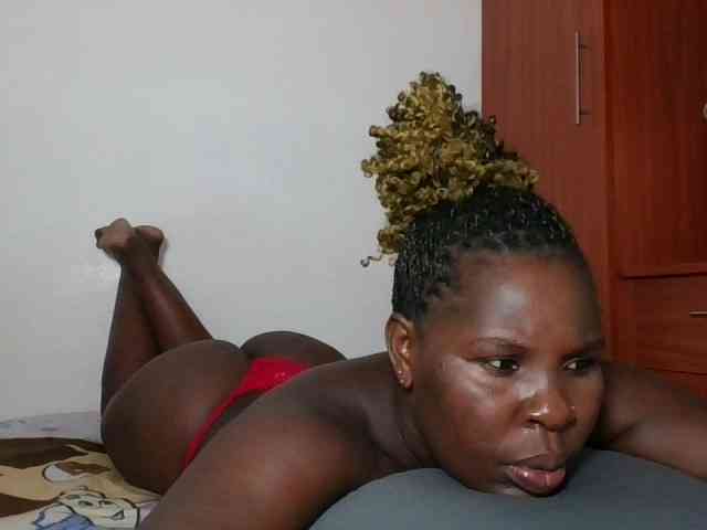 Queenmaya webcam