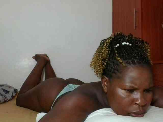Queenmaya webcam