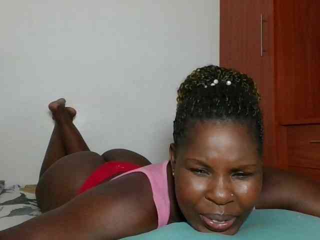 Queenmaya webcam