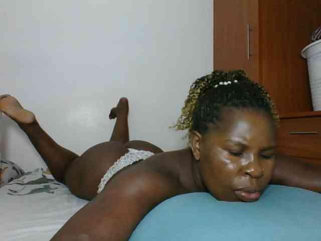 Queenmaya webcam