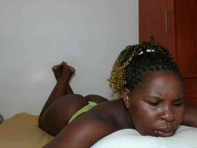 Queenmaya webcam
