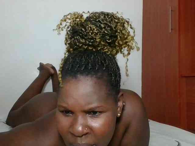 Queenmaya webcam