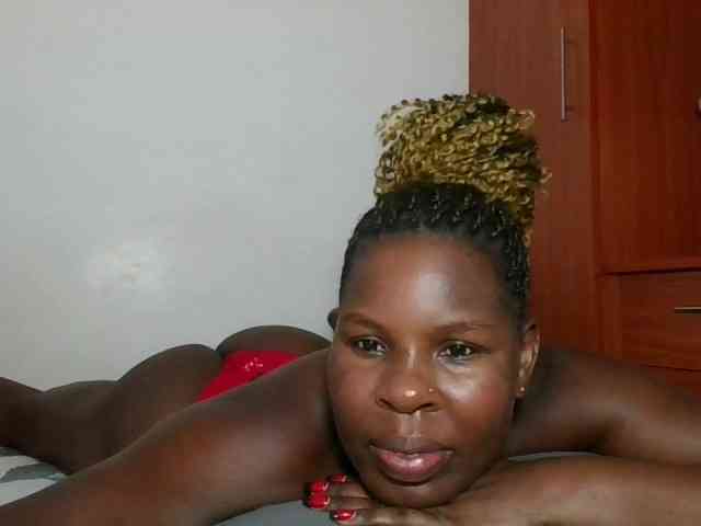 Queenmaya webcam