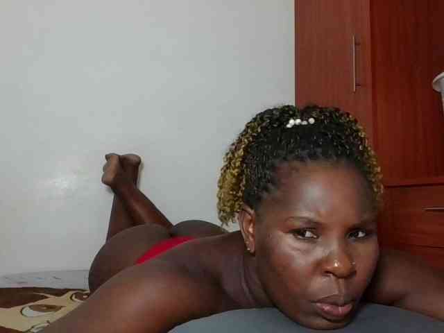 Queenmaya webcam