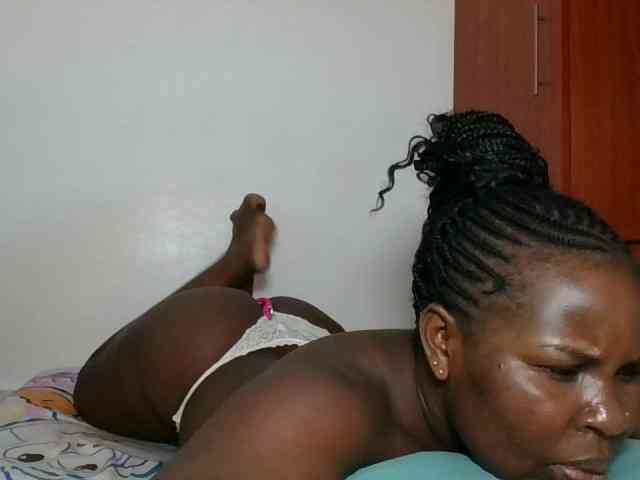 Queenmaya webcam