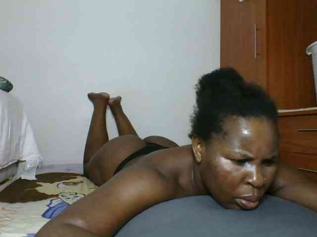 Queenmaya webcam