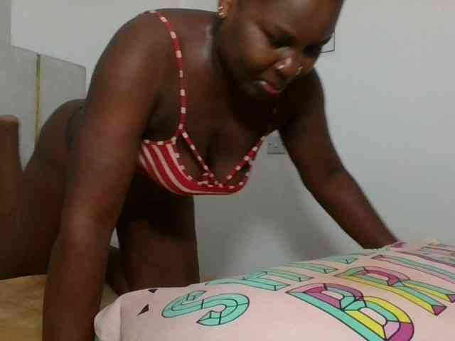 Queenmaya webcam