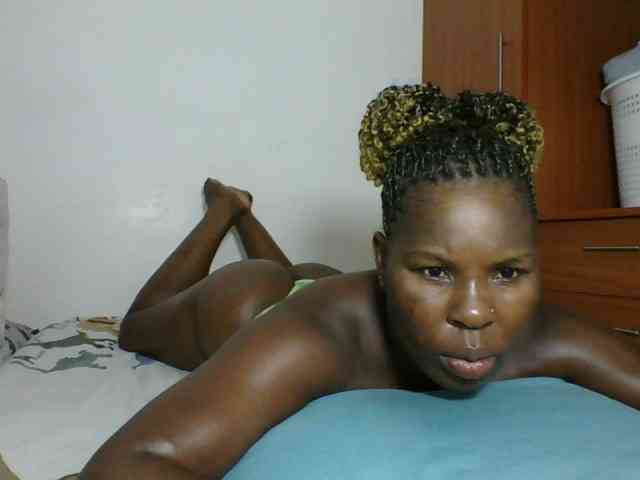 Queenmaya webcam