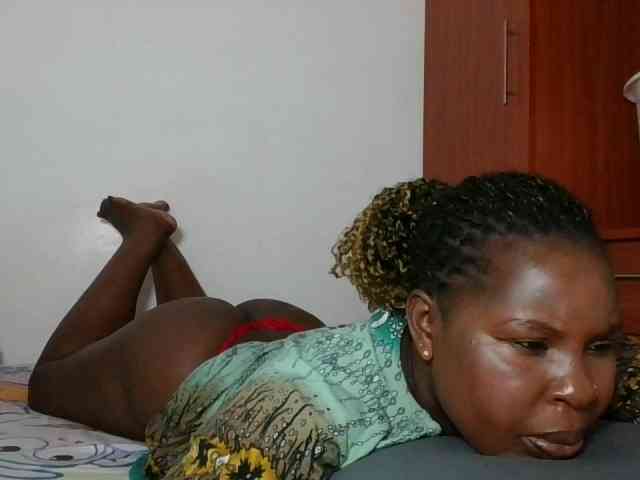 Queenmaya webcam