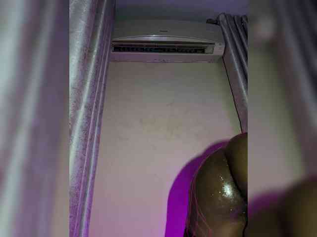 Dancexoxo Live Webcam on BongaCams