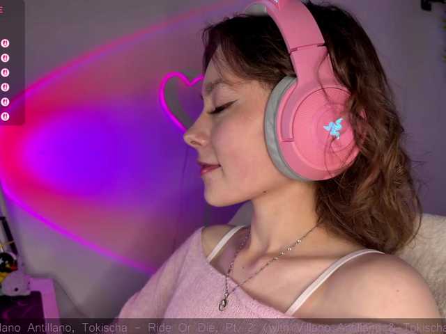 sambucaD live cam on BongaCams