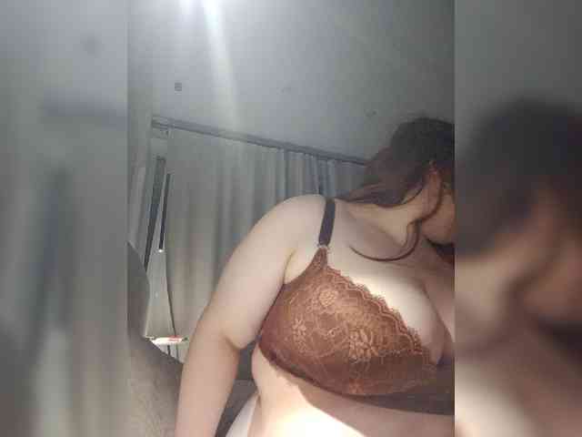 LadyTwilight webcam
