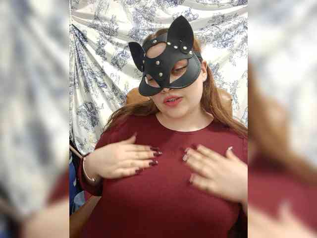 LadyTwilight webcam