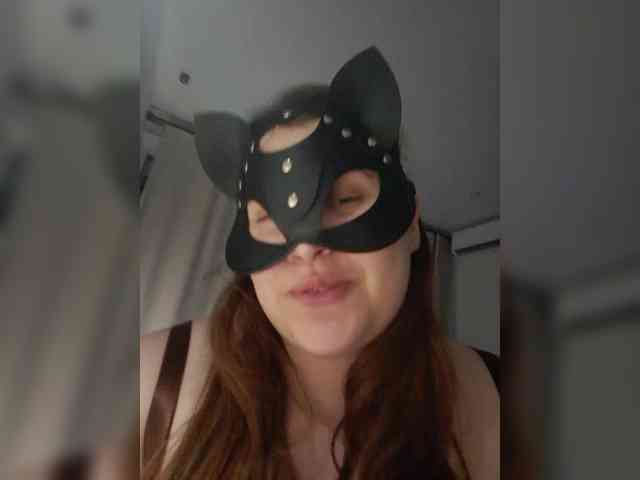 LadyTwilight webcam