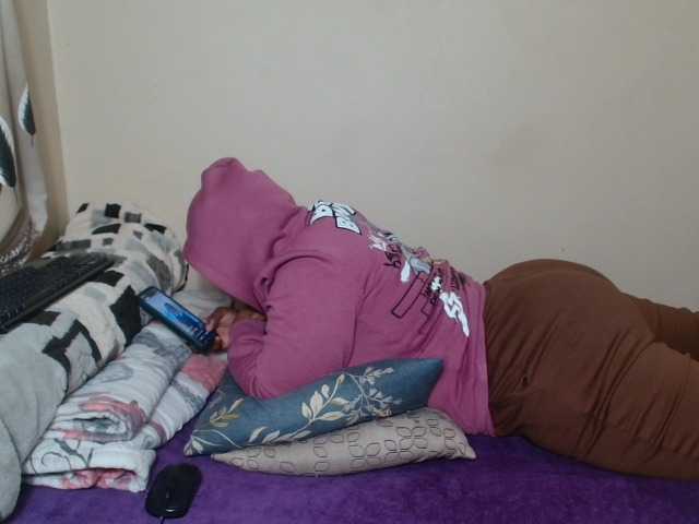 BootyDarkEbony live cam on BongaCams