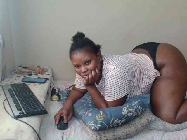 BootyDarkEbony Live Webcam on BongaCams