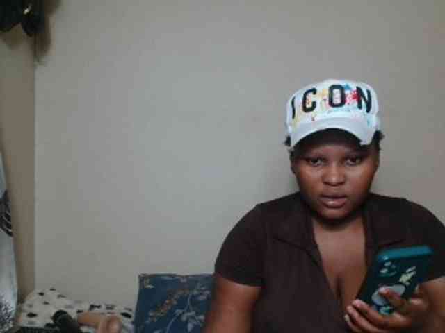 BootyDarkEbony webcam