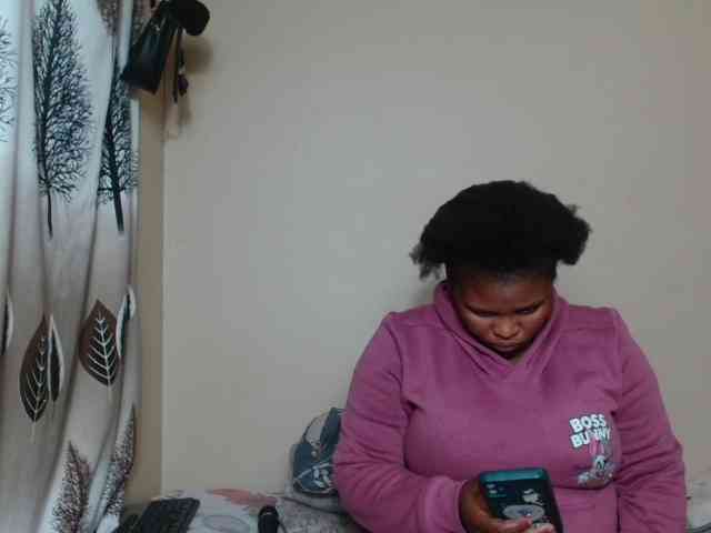 BootyDarkEbony webcam