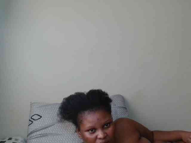 BootyDarkEbony webcam