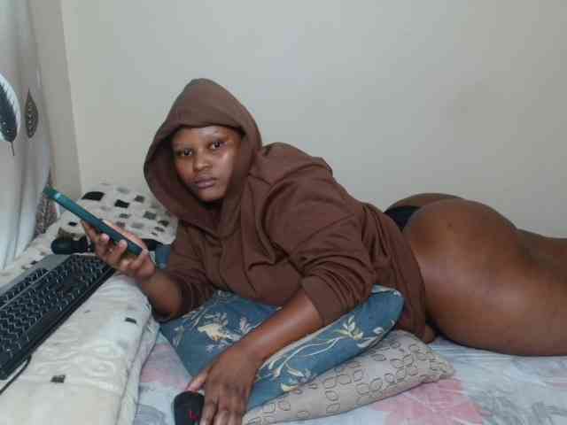 BootyDarkEbony