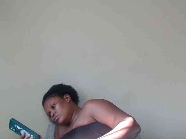 BootyDarkEbony webcam