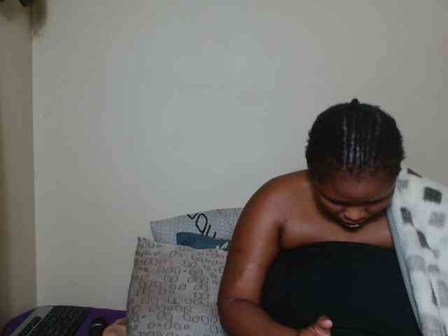 BootyDarkEbony webcam