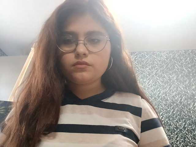 DorieDavance live cam on BongaCams