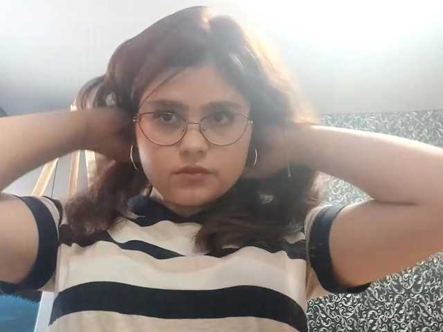 DorieDavance live cam on BongaCams