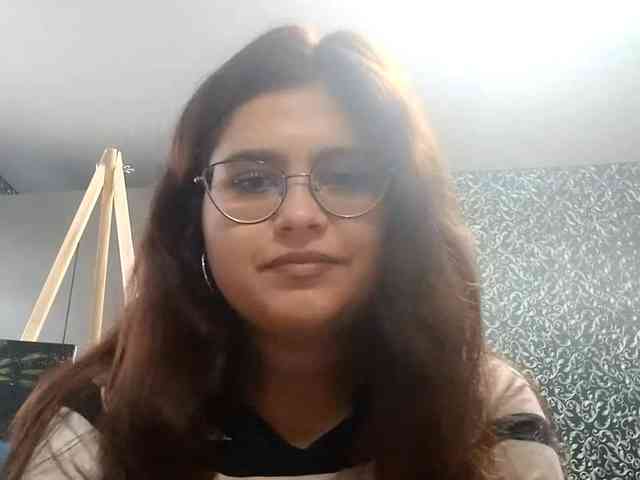 DorieDavance webcam
