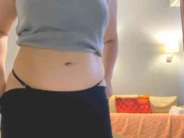 DorieDavance webcam