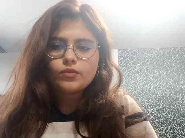 DorieDavance webcam