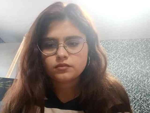 DorieDavance webcam