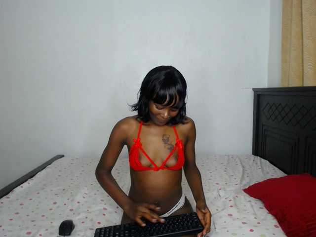 NaughtylittleSluts live cam on BongaCams