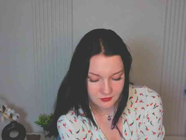 MilaSaly webcam