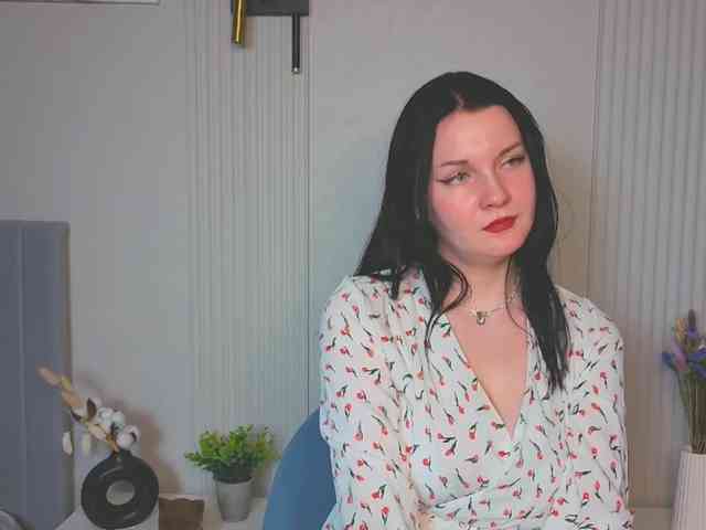 MilaSaly webcam