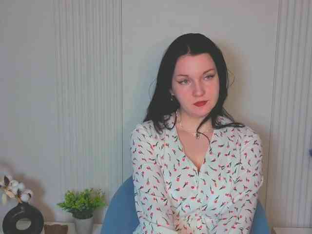 MilaSaly webcam