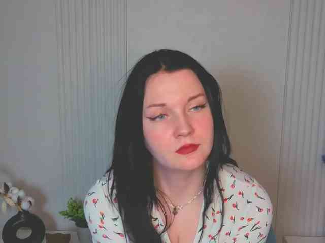 MilaSaly webcam